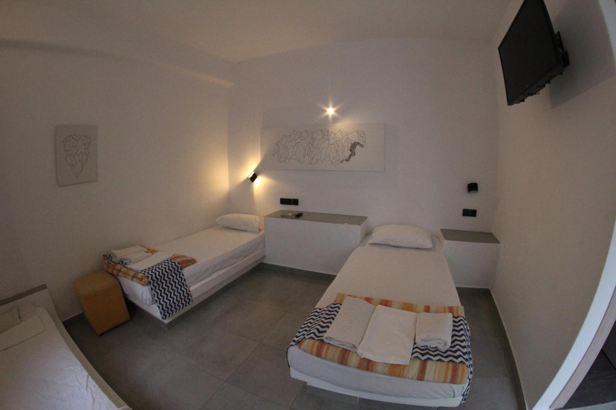 Perissa Centrale Rooms ภายนอก รูปภาพ